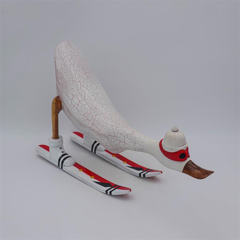 Ente »David« - groß vorn gebeugt weiß mit Ski