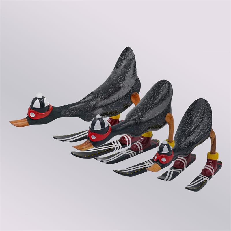 Ente »Fabian« - klein nach vorn gebeugt dunkelgrau mit Ski