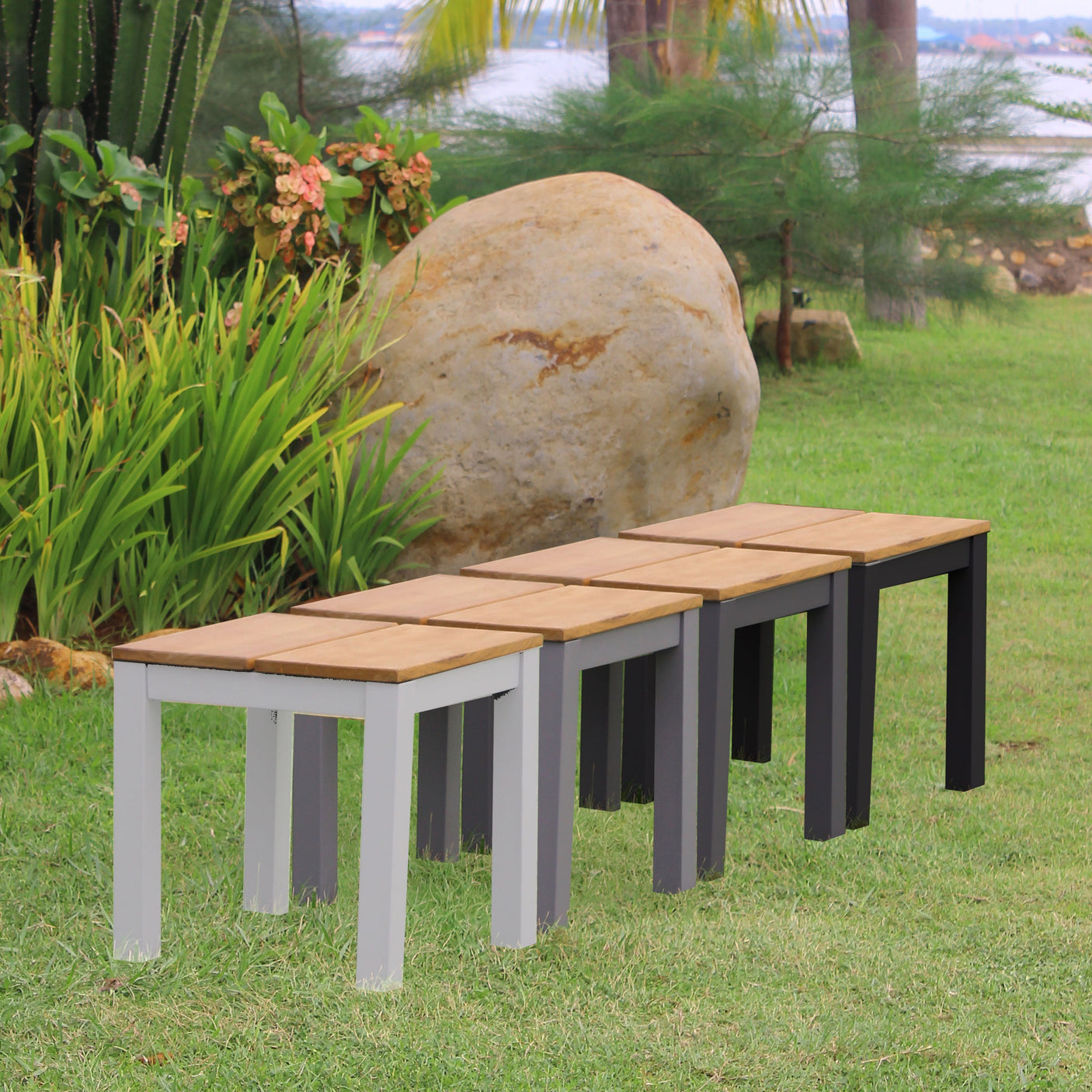 Fides Color Bank Set 150/2/2 bestehend aus Tisch 150 x 100 mit 2 Gartenbänke und 2 Beistelltischen/Hockern