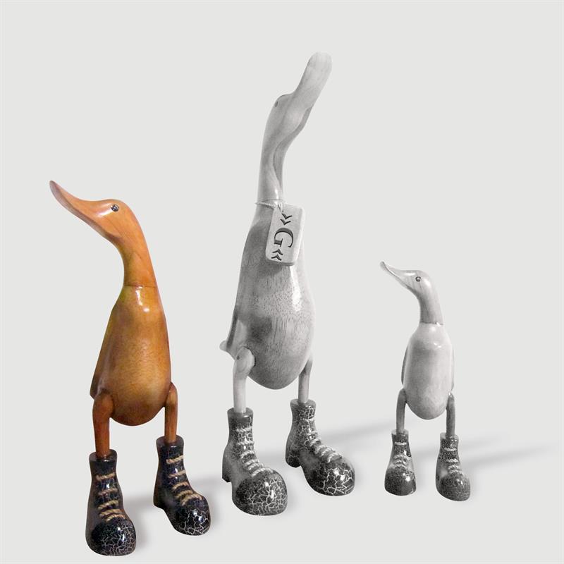 Ente »Giulia« - mittel braun aufrecht mit schwarz marmorierten Schuhen