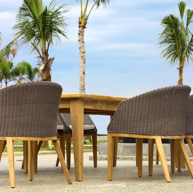 Grace armchair wicker with teak legs