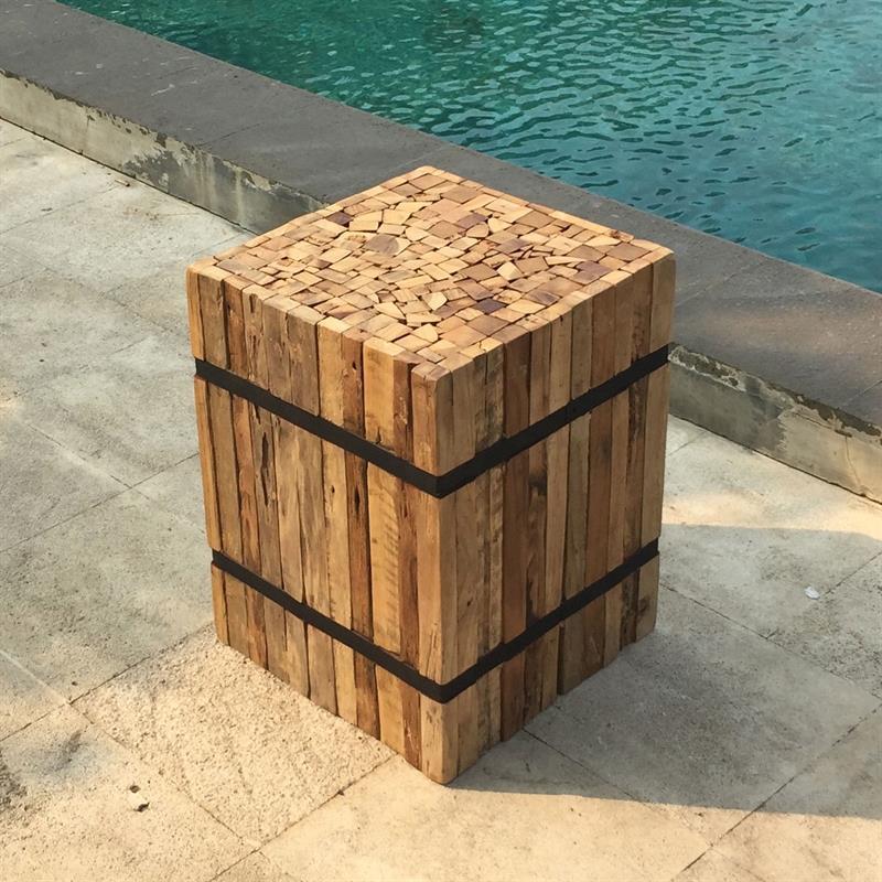 Teak pedestal square "small" made of recycled teak strips strapped with iron bands
