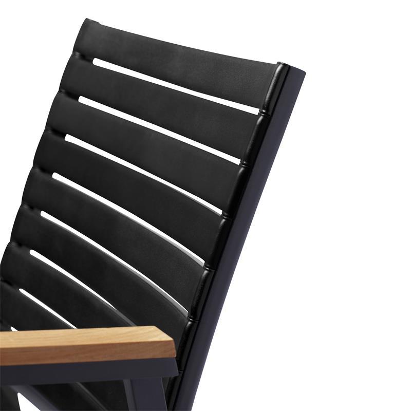 Mood Extreme stacking chair wide black/anthracite aluminum with teak armrests and wide slats