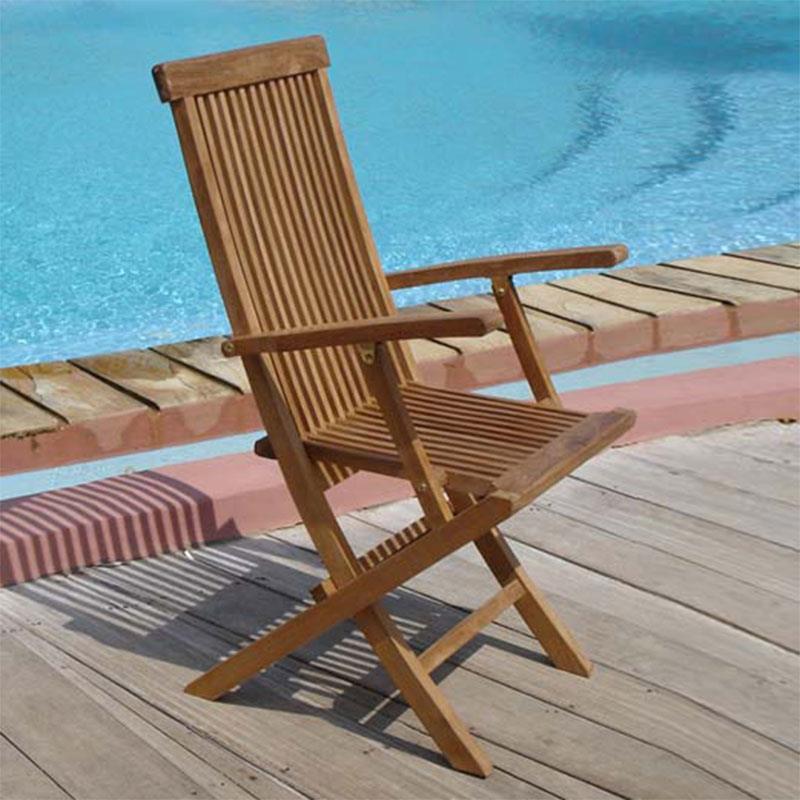 Ensemble Raffles 200 composé d'une table extensible Denver 200/150 x 90 et de chaises pliantes Raffles avec accoudoirs en teck certifié GRADE A + ferrures en laiton