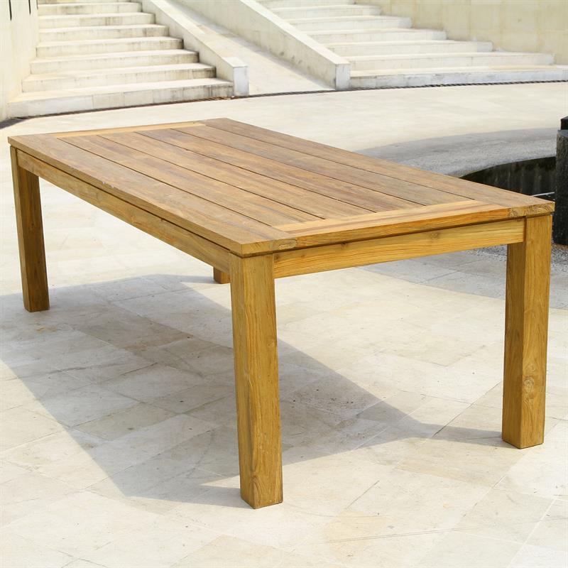 Table à manger Dusun 240 x 100 x 77 cm en teck recyclé - pieds : 9 x 9 cm, poutre : 7 cm, plateau : 3 cm