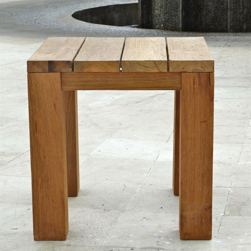 Vineyard side table 50 x 50 x 50cm Recycle Teak