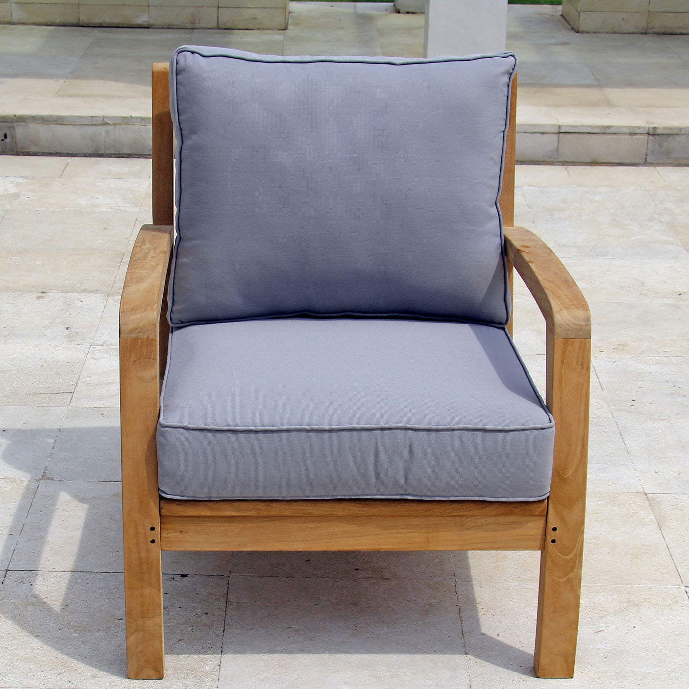 Ensemble de salon Corona composé d'un fauteuil et d'un canapé 2 places avec revêtement Sunproof
