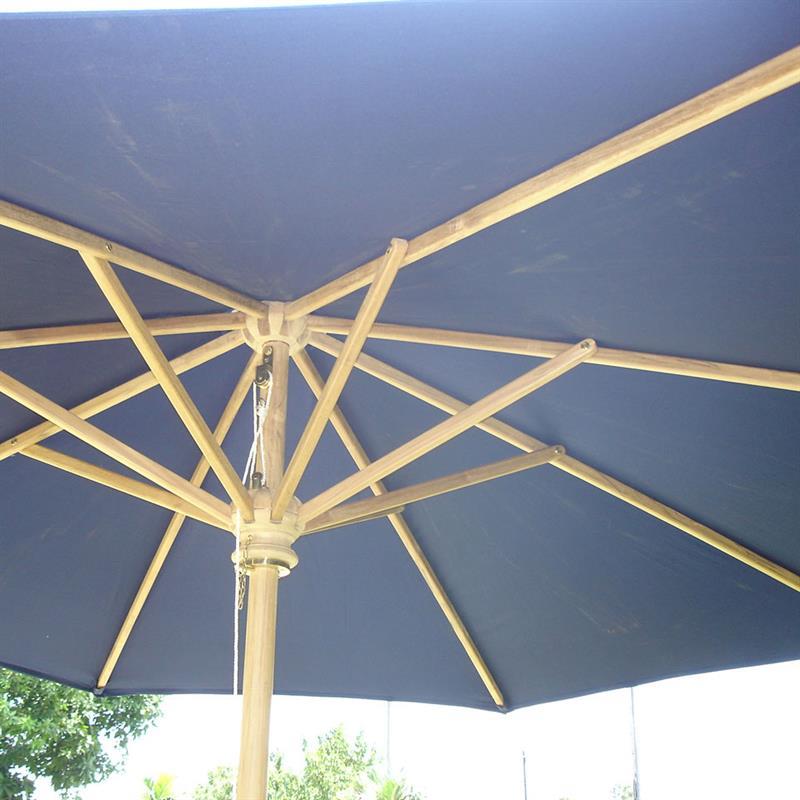 Sonnenschirm rund 275cm Durchmesser mit Nagata Bespannung Teak mit Messingbeschlägen