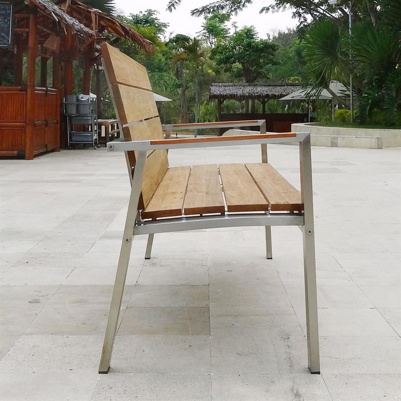 Banc de jardin Zilart avec dossier et accoudoirs 140 - teck vintage brossé + structure en acier inoxydable